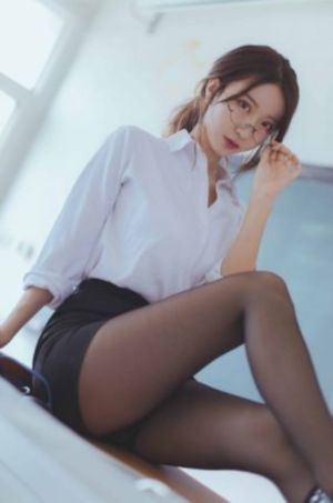 交易校园情侣_日本成人在线